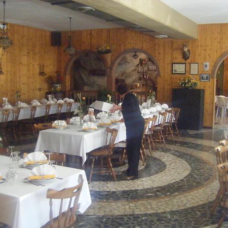 Hotel Fior Di Roccia Gaby Εξωτερικό φωτογραφία