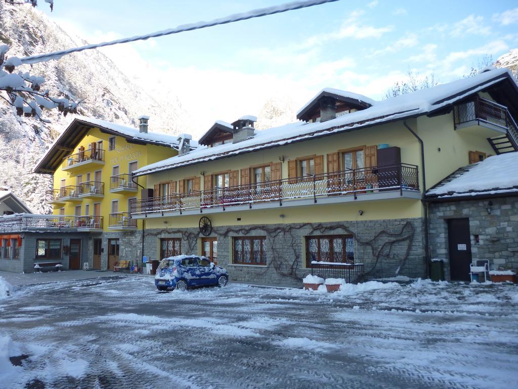 Hotel Fior Di Roccia Gaby Εξωτερικό φωτογραφία